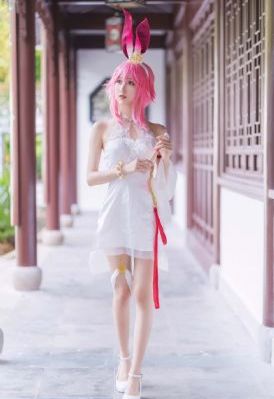 关于写邻居的小说_超清在线播放